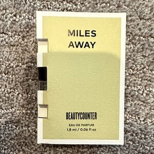 Beautycounter Miles Away Eau de Parfum